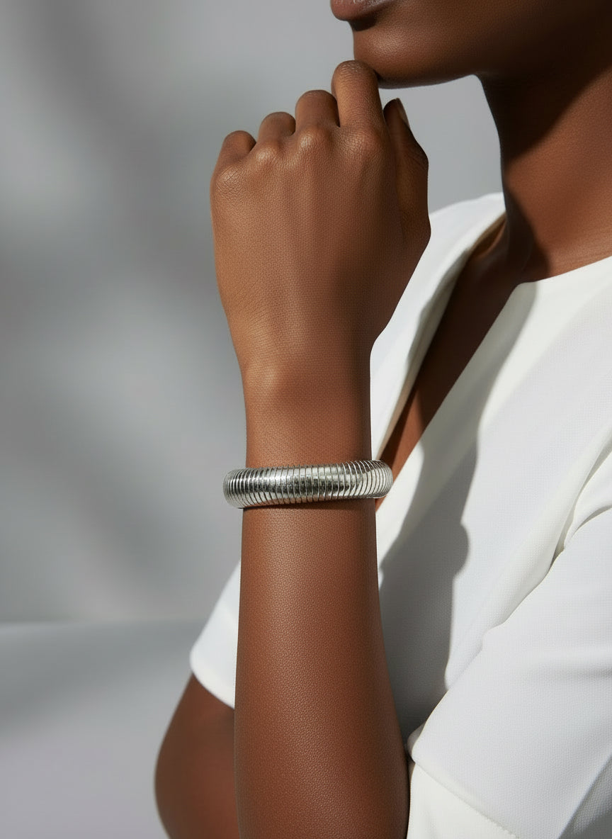 Silver Resilient Ribbed 20MM Metal Stretch Water-Resistant Bracelet